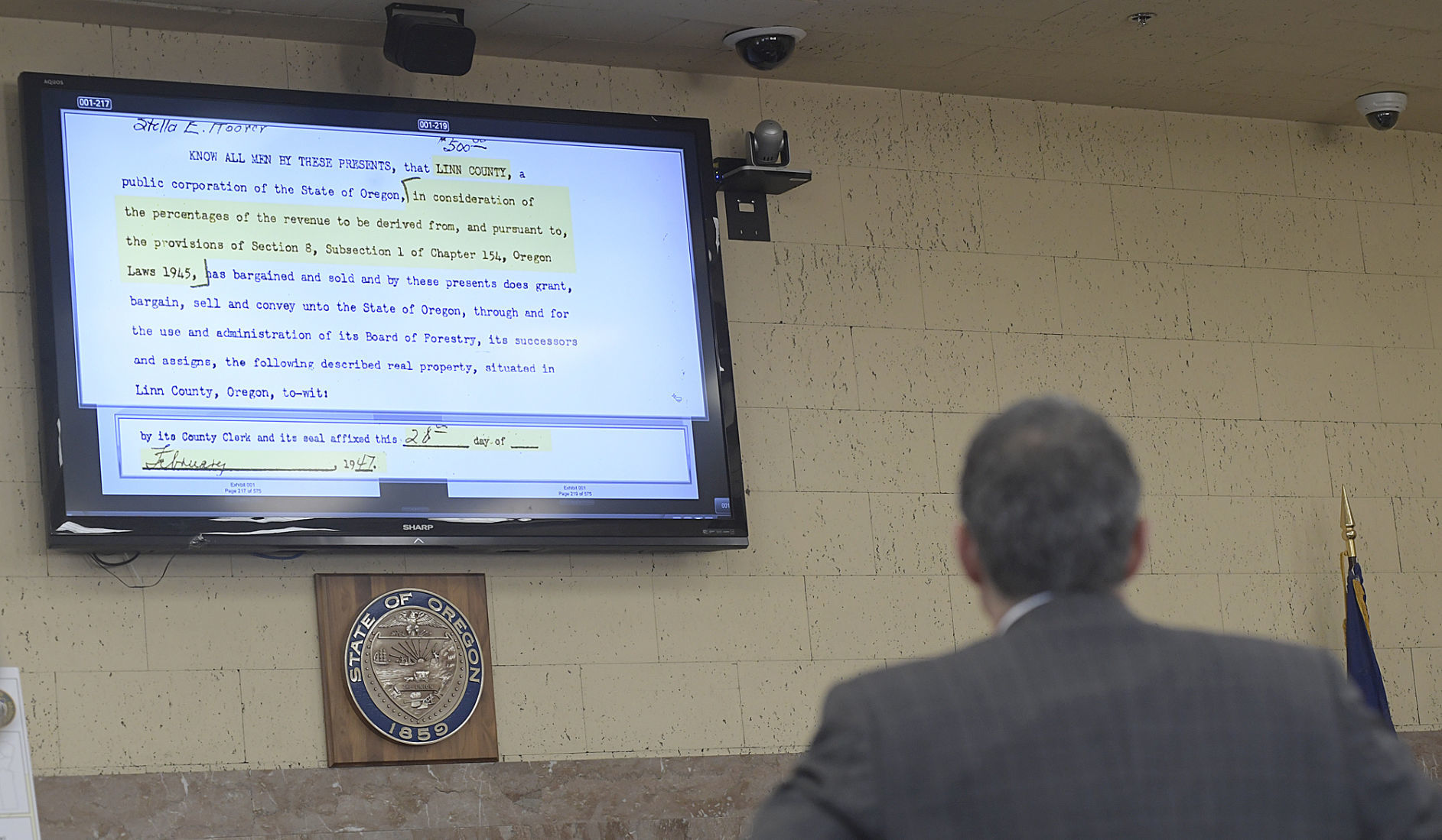 102919-adh-nws-Timber lawsuit day3 Contract1-my.jpg